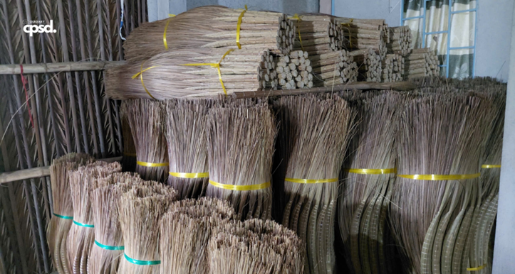 NGHỀ BÓ CHỔI CỌNG DỪA MỸ AN HƠI THỞ THỦ CÔNG NUÔI DƯỠNG HỒN QUÊ XỨ DỪA
