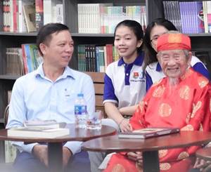 NHÀ NGHIÊN CỨU NGUYỄN ĐÌNH TƯ – TRUYỀN CẢM HỨNGCHO THẾ HỆ TRẺ YÊU NƯỚC VÀ LỊCH SỬ DÂN TỘC Ở TUỔI 106