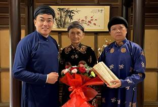 TẢN MẠN MÙA GIÁNG SINH 2025